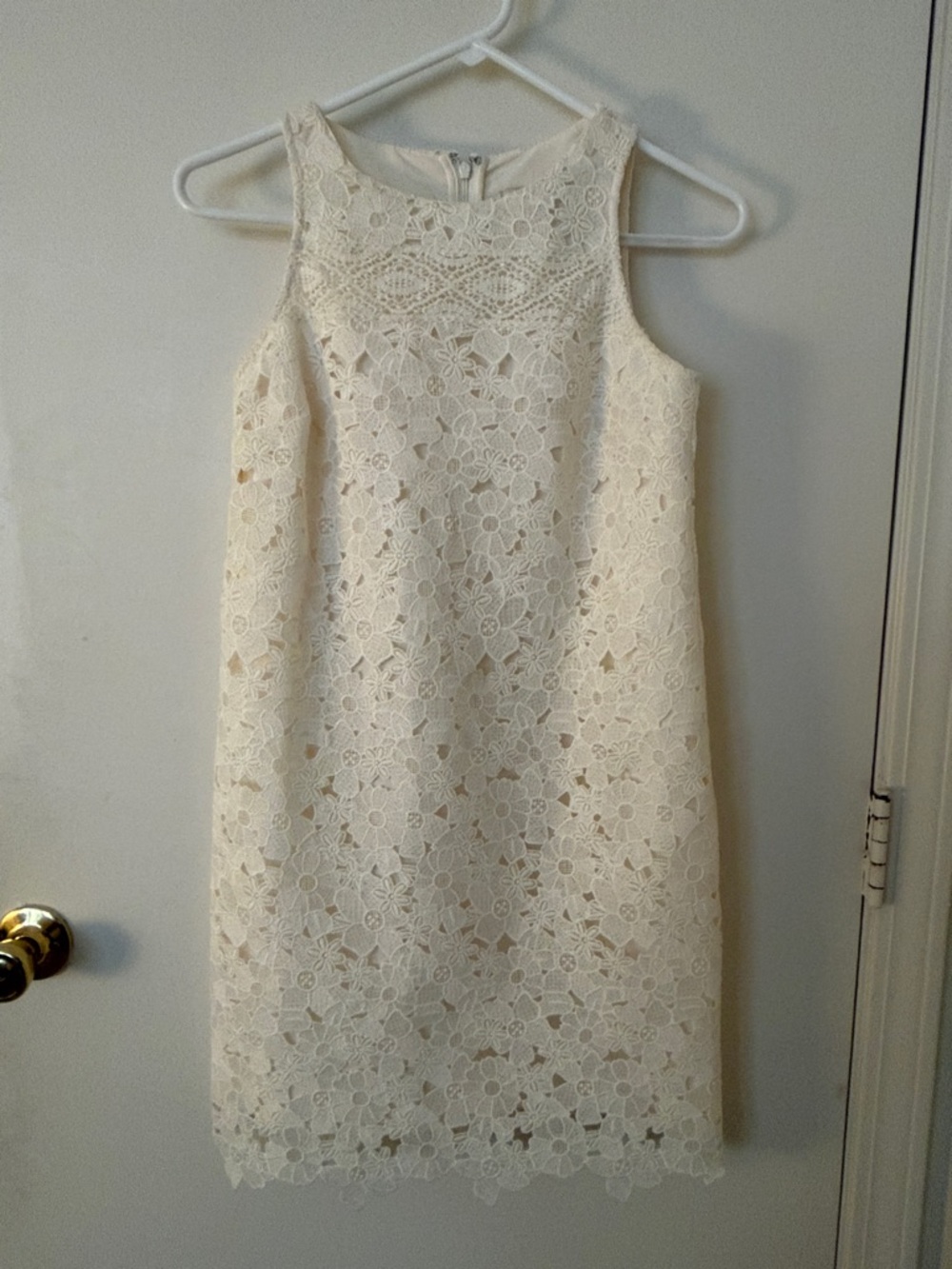 LOFT Cream Floral Lace Shift Dress